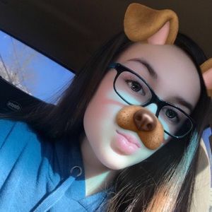 Meet your Posher, Avery